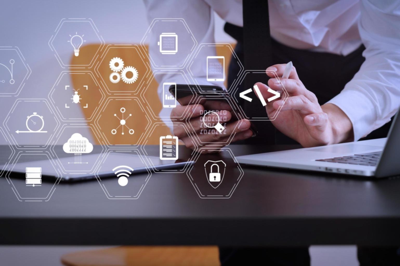 Manual software testing process showing detailed analysis